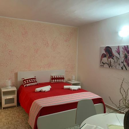 Eden Monolocale Torre Dell Orso Apartment Torre dell'Orso Bagian luar foto